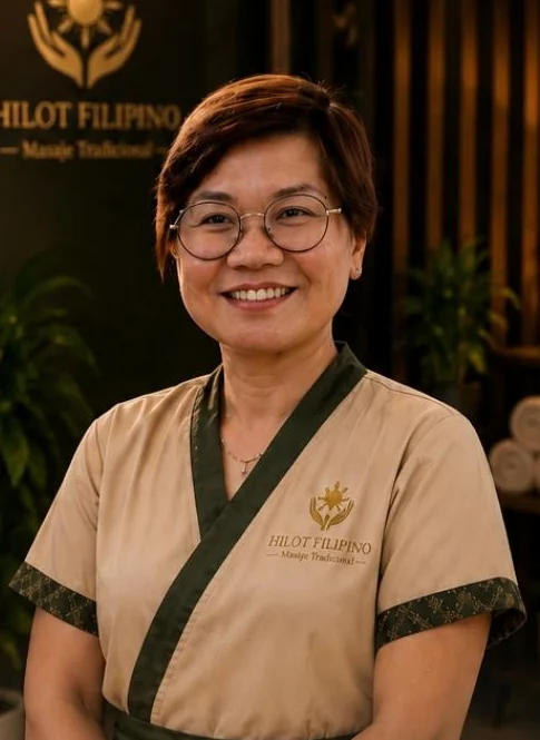 Retrato de Maris, terapeuta de Hilot Filipino